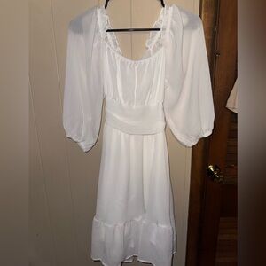 White long sleeve dress